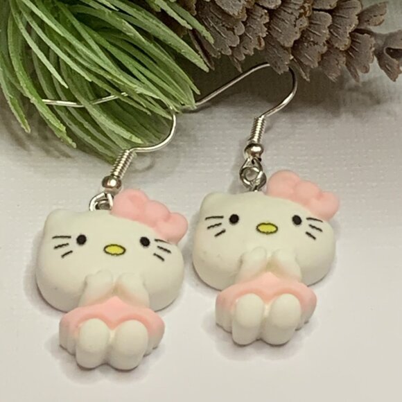 Hello Kitty Earring, Sanrio Earring, Hello Kitty Jewelry, Gift Idea, Kitty, Cat - Picture 5 of 7